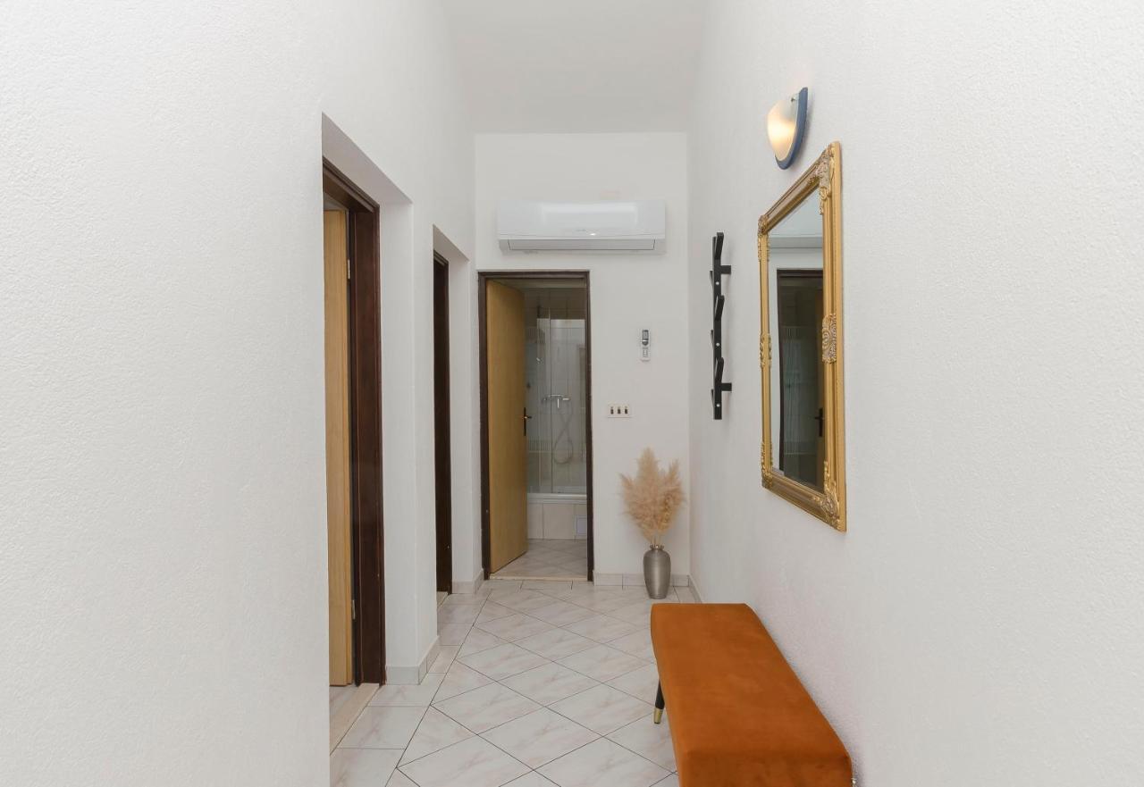 Apartment Anton