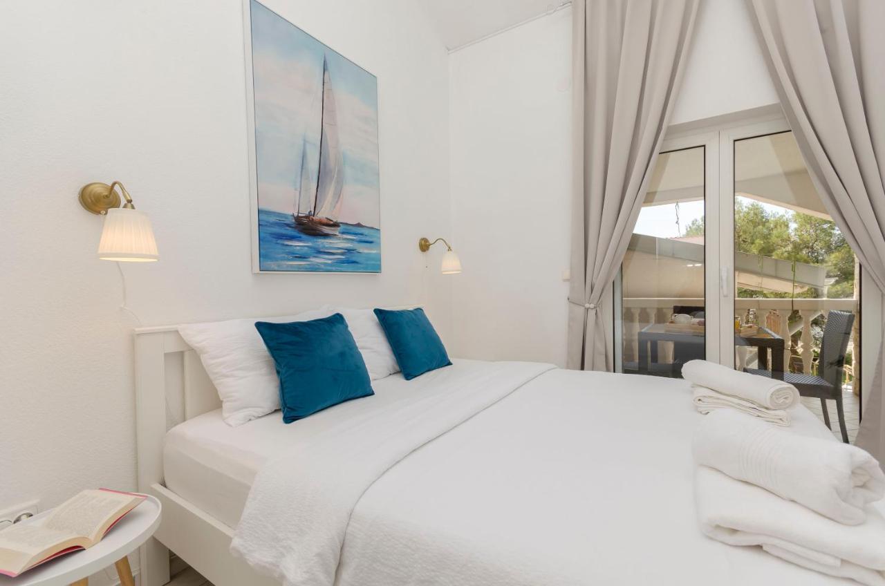 Anton Apartment *